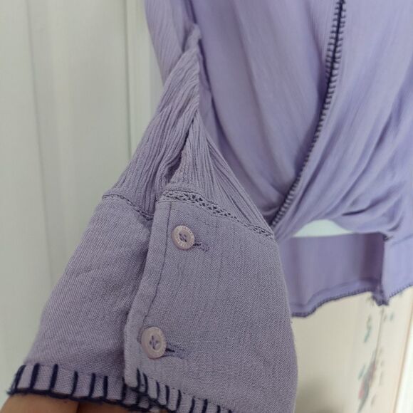 Jachs girlfriend boho faux wrap blouse lilac embroidered Medium @K1 - Picture 10 of 11